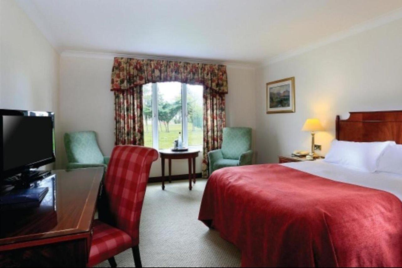 Macdonald Craxton Wood Hotel & Spa Ledsham  Exterior photo