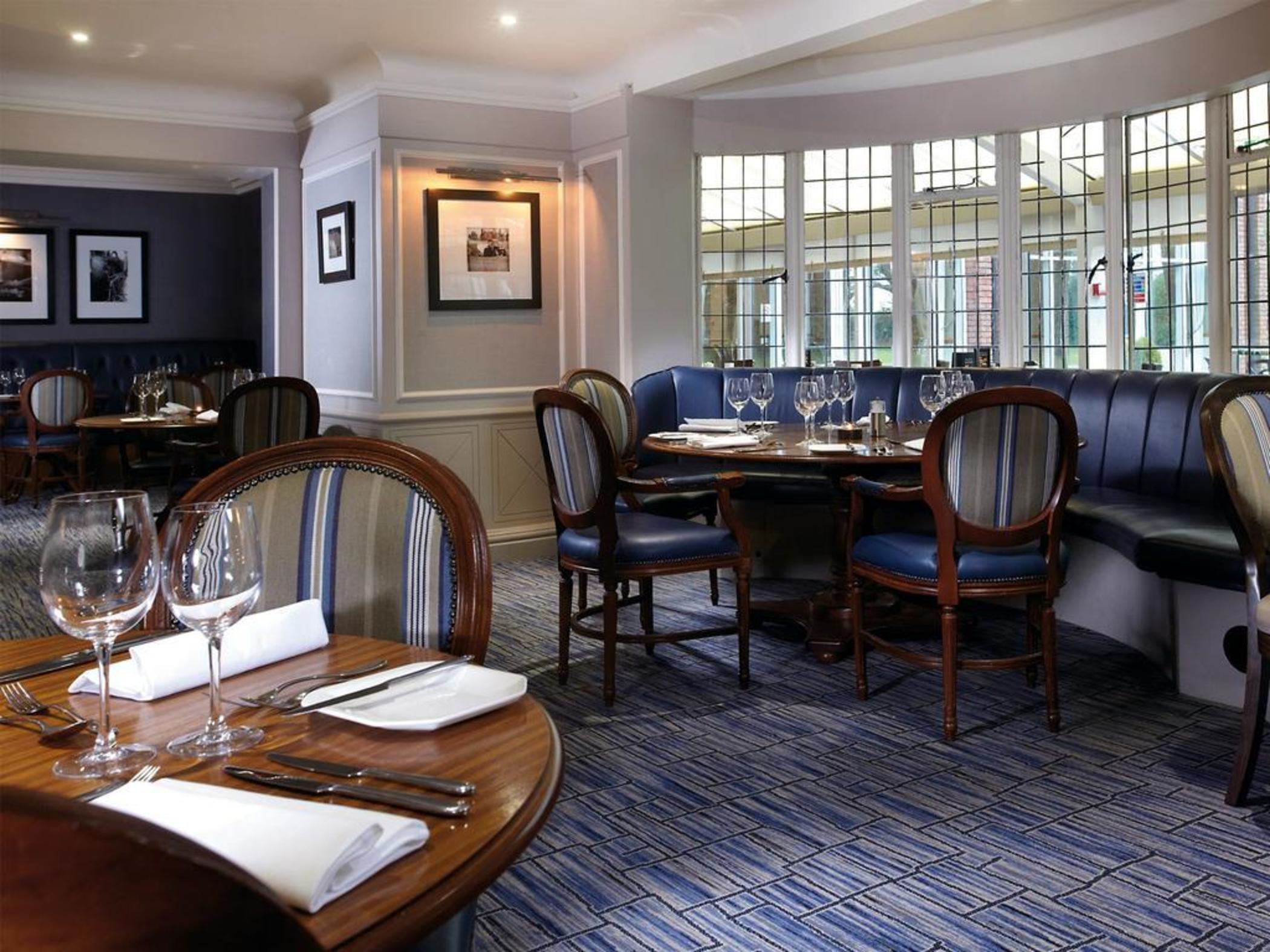 Macdonald Craxton Wood Hotel & Spa Ledsham  Exterior photo