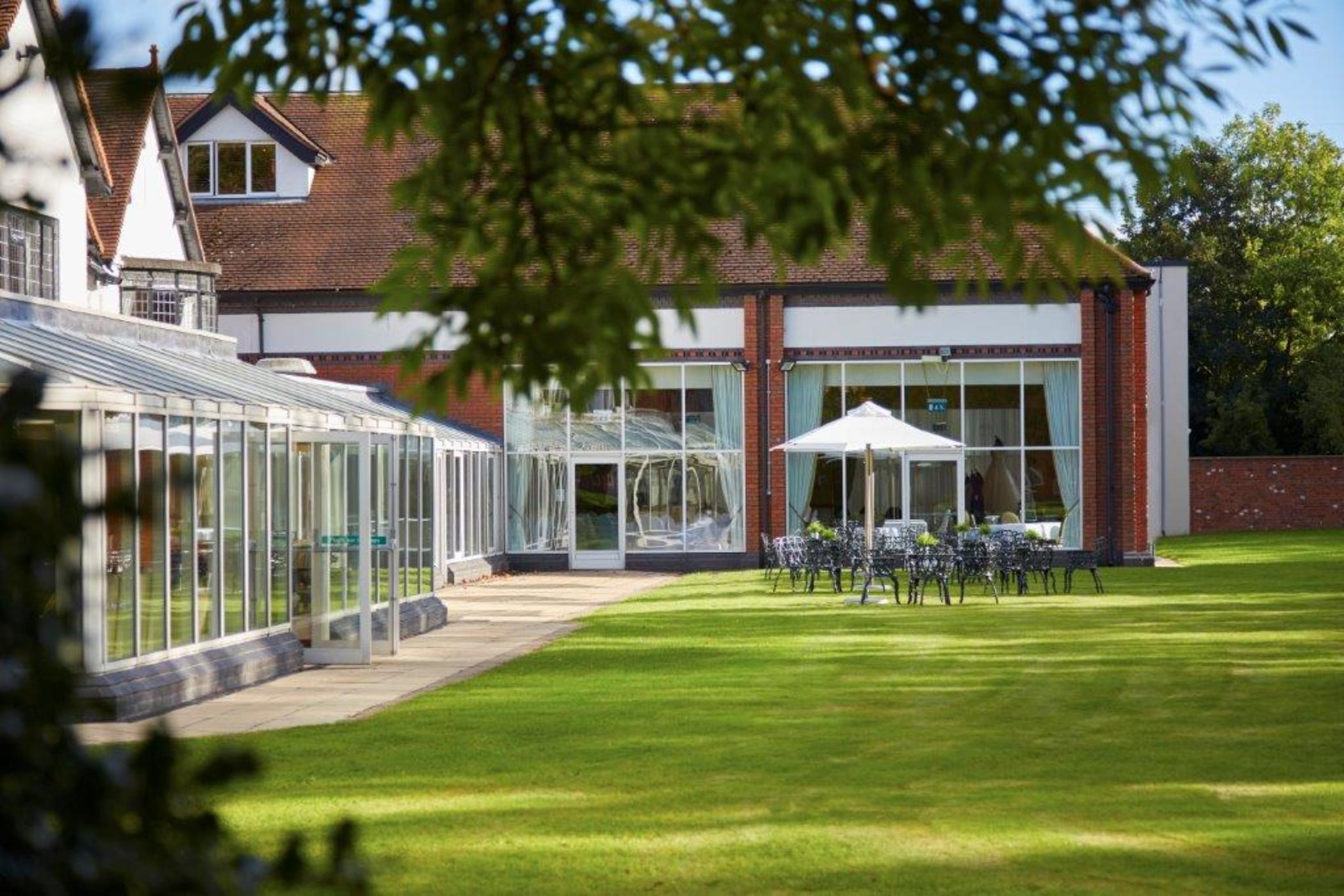 Macdonald Craxton Wood Hotel & Spa Ledsham  Exterior photo